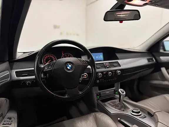 BMW 523I 2007 photo 5