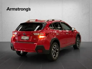 Subaru Xv 2017 photo 3