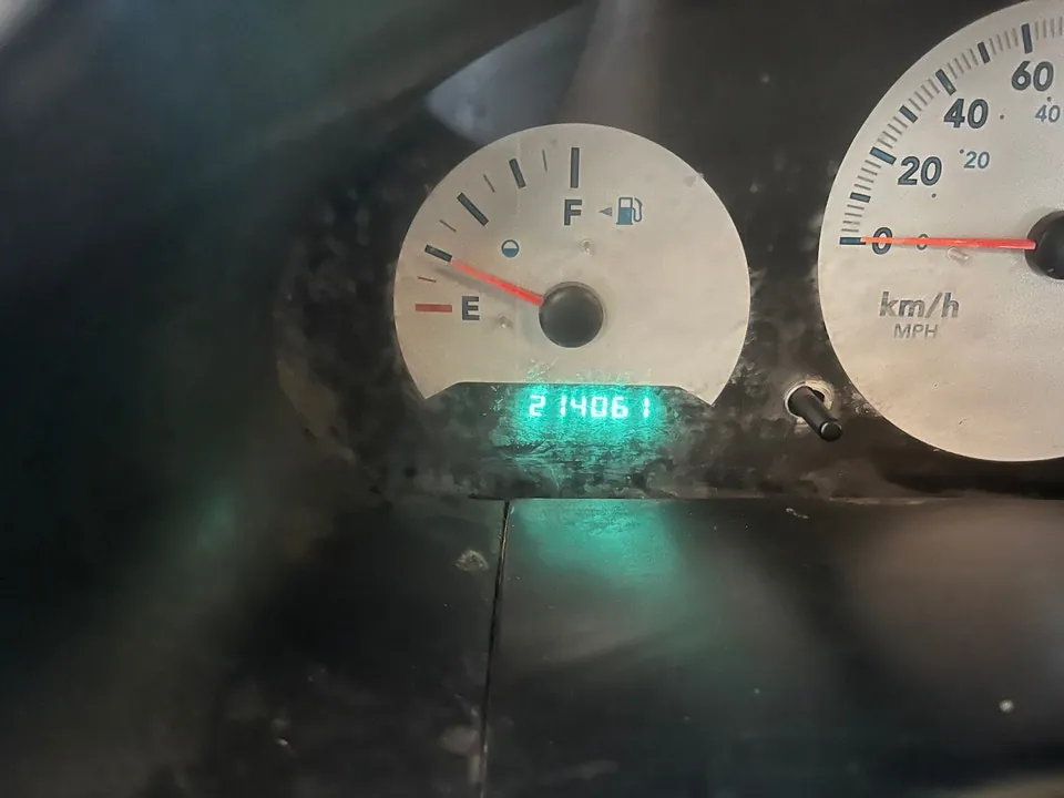 Dodge Caravan 2005 photo 4