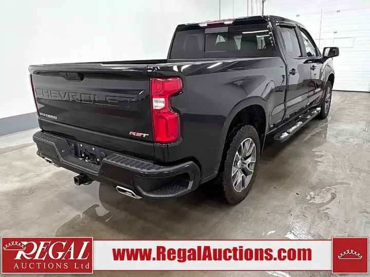 Chevrolet Silverado 1500 2021 photo 3
