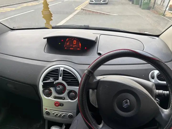 Renault Grand Modus 2010 photo 5