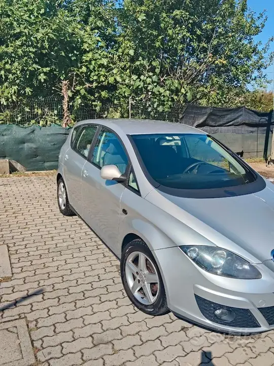 Seat Altea 2013 photo 2