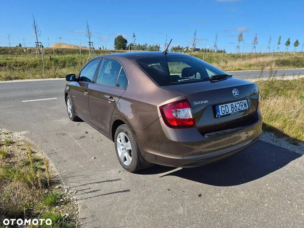 Skoda Rapid 2018 photo 2