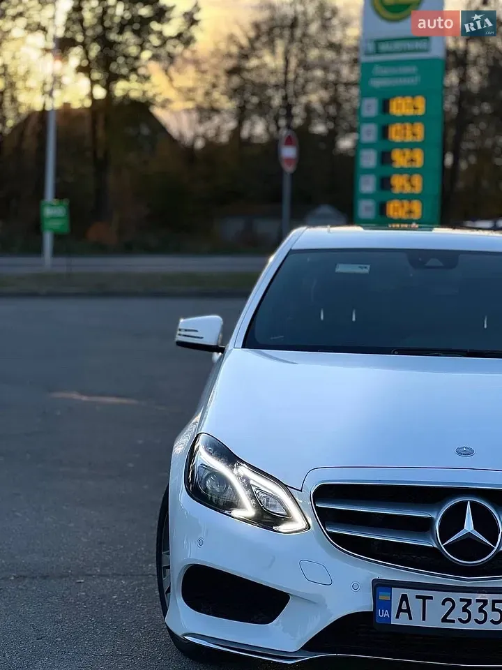 Mercedes-Benz E-Class 2015 photo 3