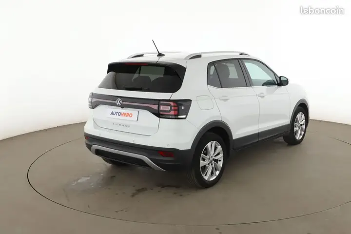 Volkswagen T-Cross 2022 photo 3