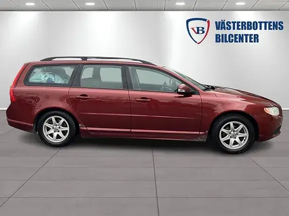 Volvo V70 2011 photo 2