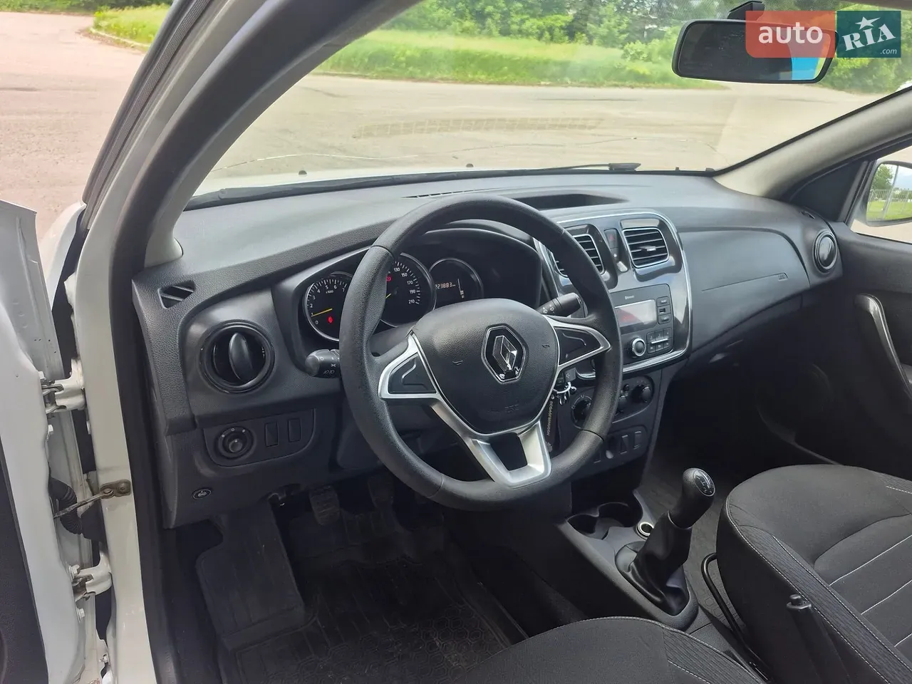 Renault Logan 2021 photo 5