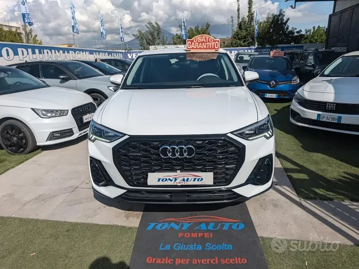 Audi Q3 2021 photo 2
