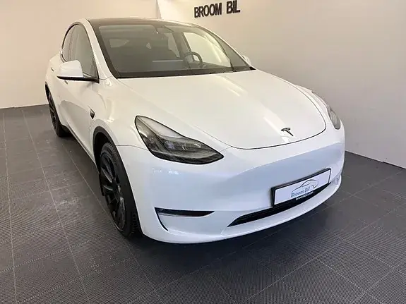 Tesla Model Y 2023 photo 4