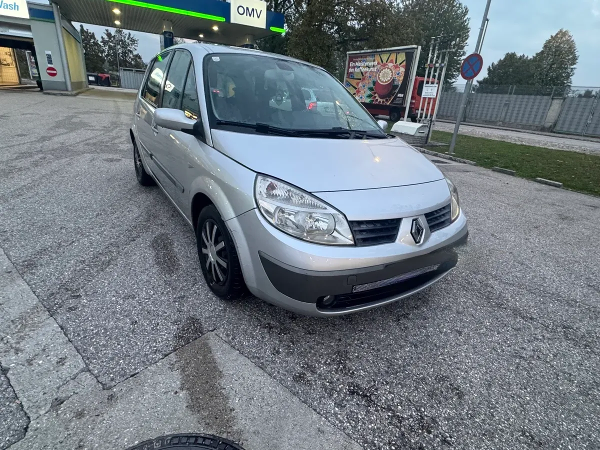Renault Scenic 2006 photo 2