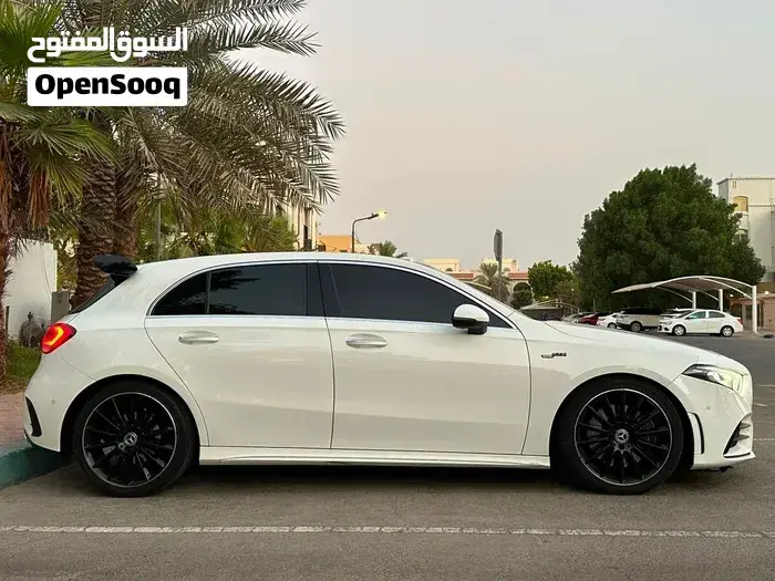 Mercedes-Benz A250 2019 photo 2