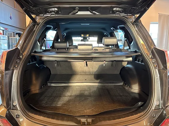 Toyota Rav4 2018 photo 5