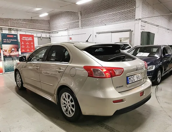 Mitsubishi Lancer 2011 photo 4
