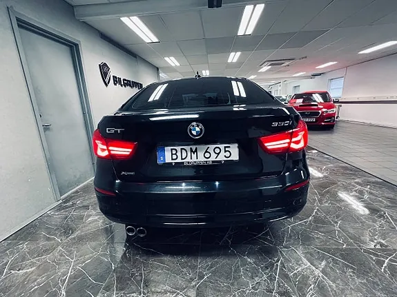 BMW 330I 2019 photo 5