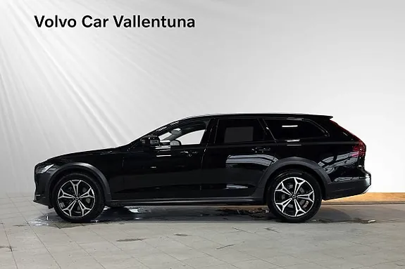 Volvo V90 Cross Country 2022 photo 3