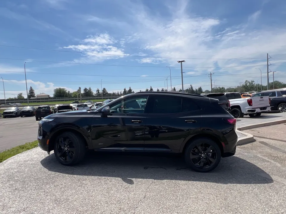 Buick Envision 2026 photo 2