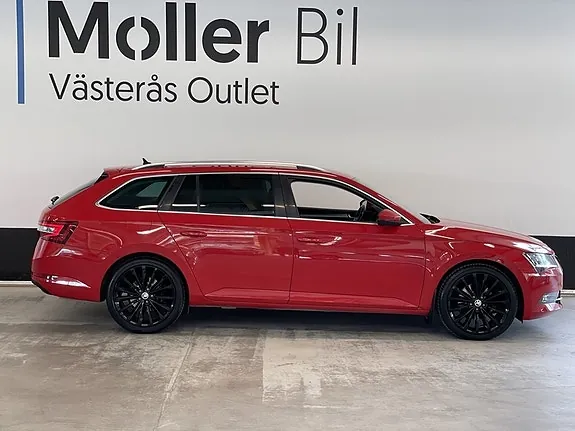 Skoda Superb 2017 photo 5