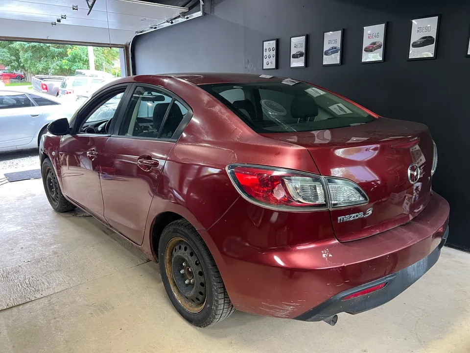 Mazda 3 2010 photo 3