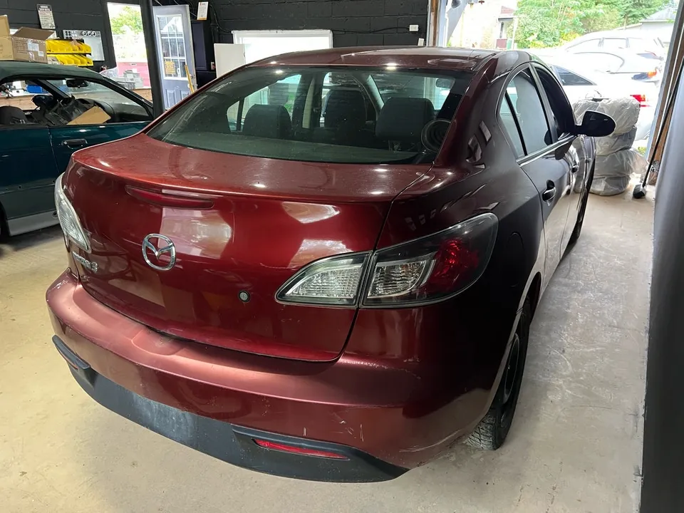 Mazda 3 2010 photo 4