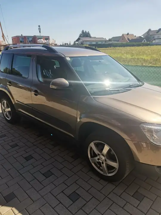 Skoda Yeti 2013 photo 3