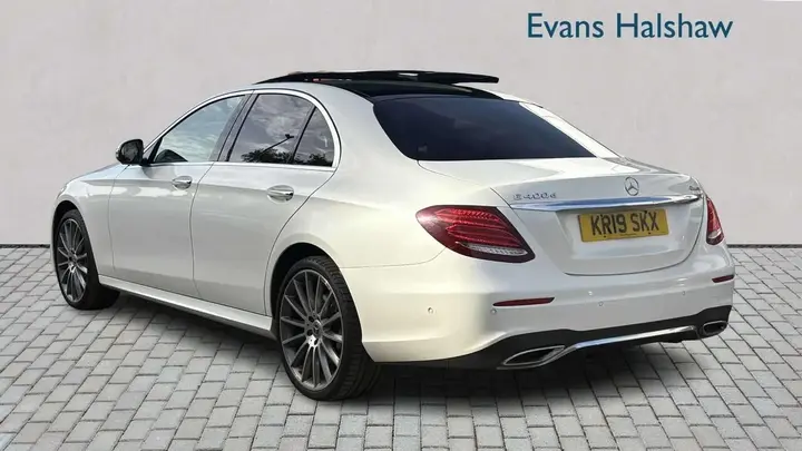 Mercedes-Benz E-Class 2019 photo 4