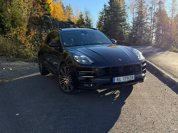 Porsche Macan Turbo 2017 photo 3