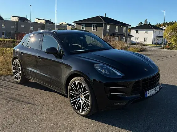 Porsche Macan Turbo 2017 photo 4