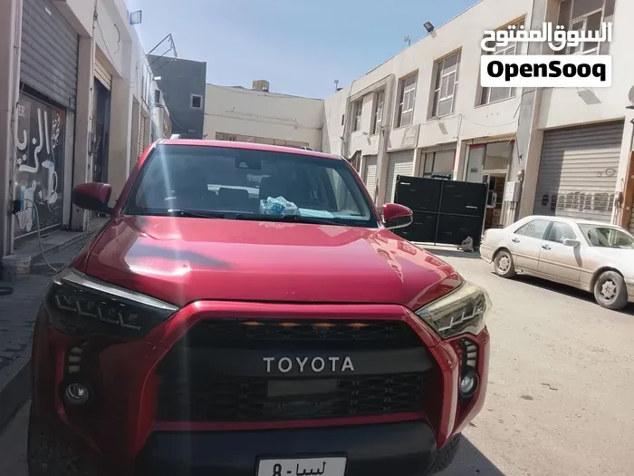 Toyota 4 Runner 2022 photo 2
