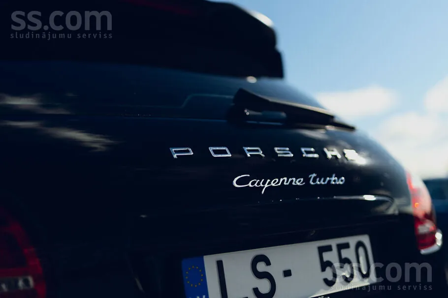 Porsche Cayenne 2011 photo 5
