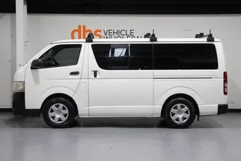 Toyota Hiace 2012 photo 5