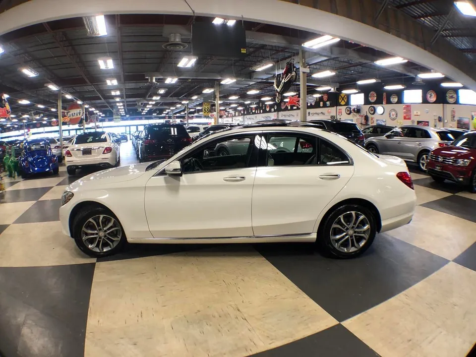 Mercedes-Benz C-Class 2017 photo 4