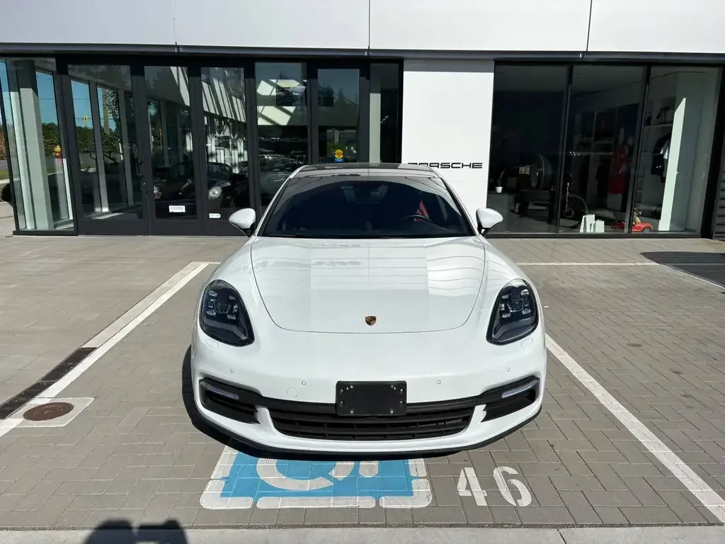 Porsche Panamera 2018 photo 3