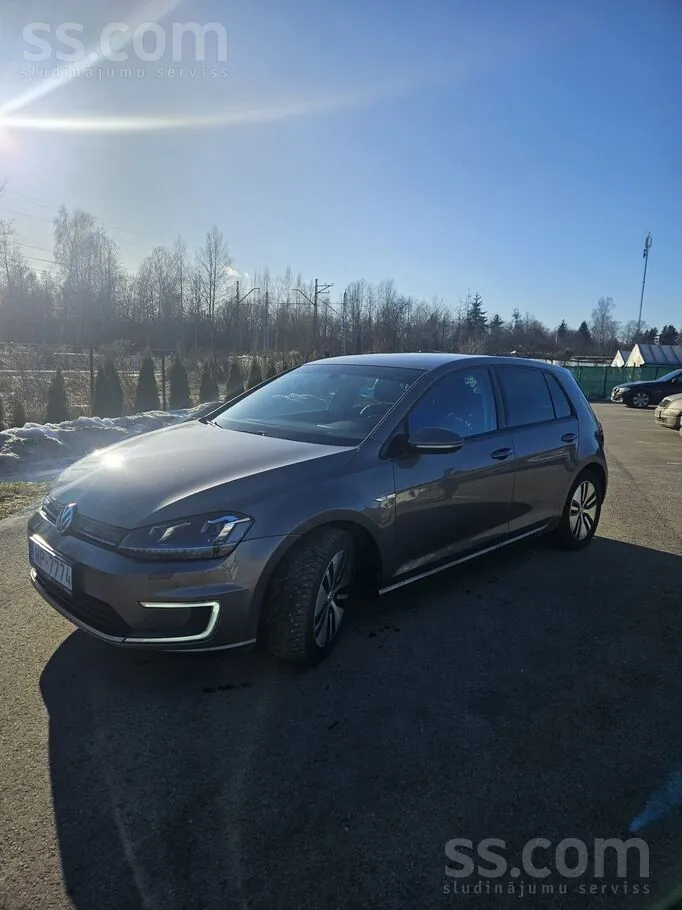 Volkswagen E-Golf 2016 photo 3