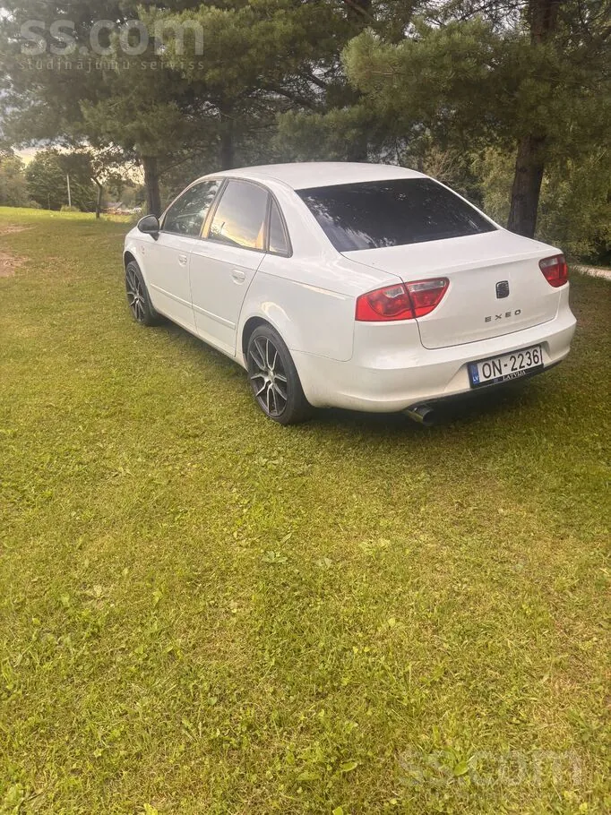 Seat Exeo 2012 photo 5