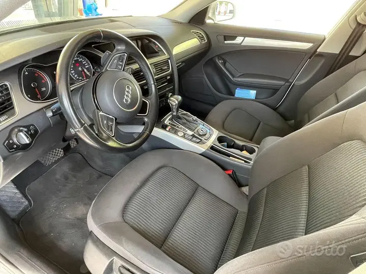 Audi A4 2015 photo 4
