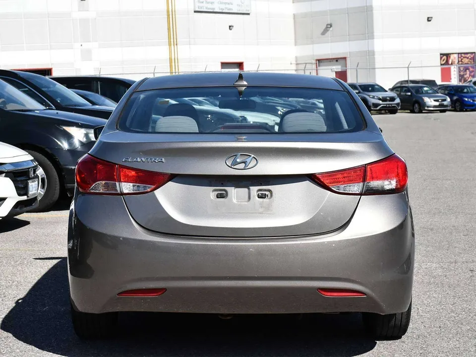 Hyundai Elantra 2013 photo 5