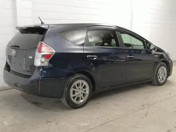 Toyota Prius 2017 photo 3