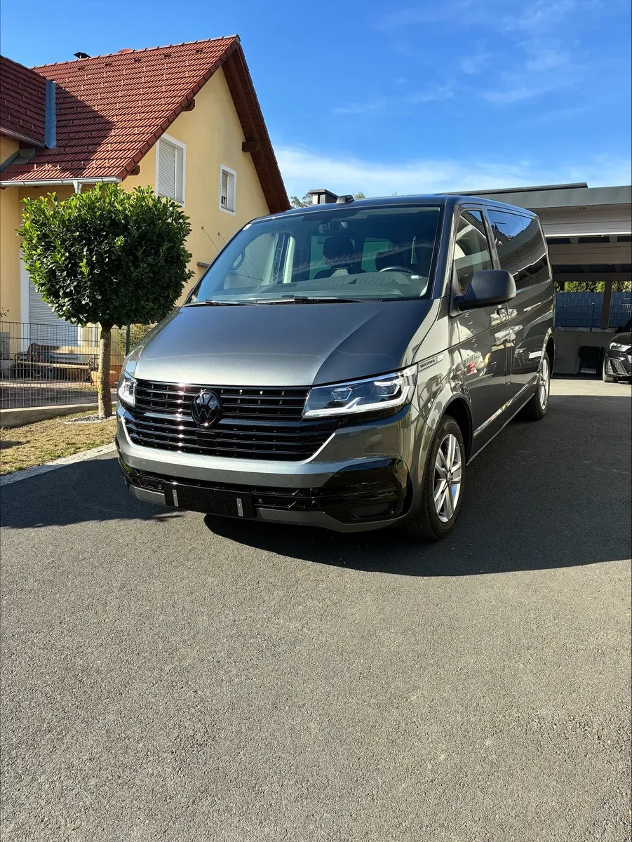 Volkswagen Multivan 2021 photo 2