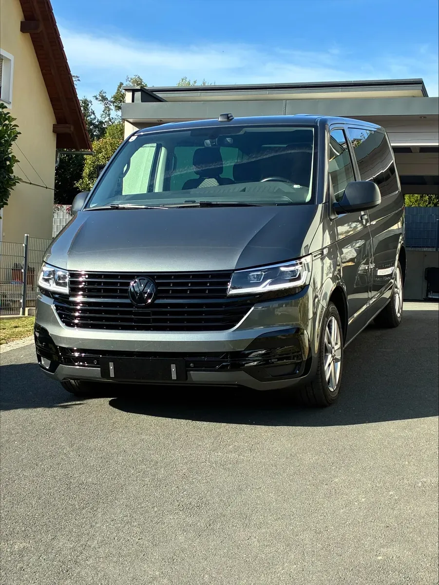 Volkswagen Multivan 2021 photo 3