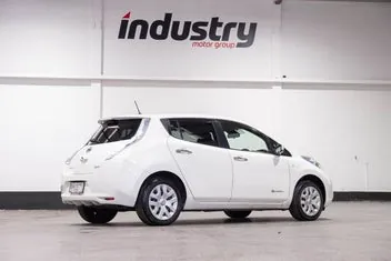 Nissan Leaf 2016 photo 4