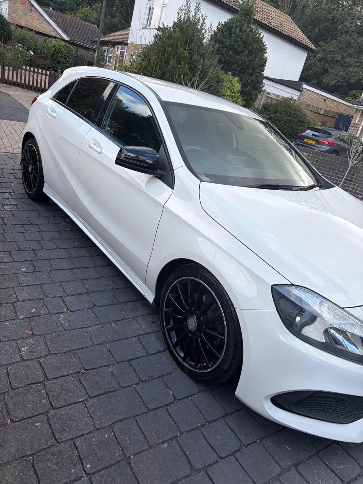 Mercedes-Benz A-Class 2017 photo 2