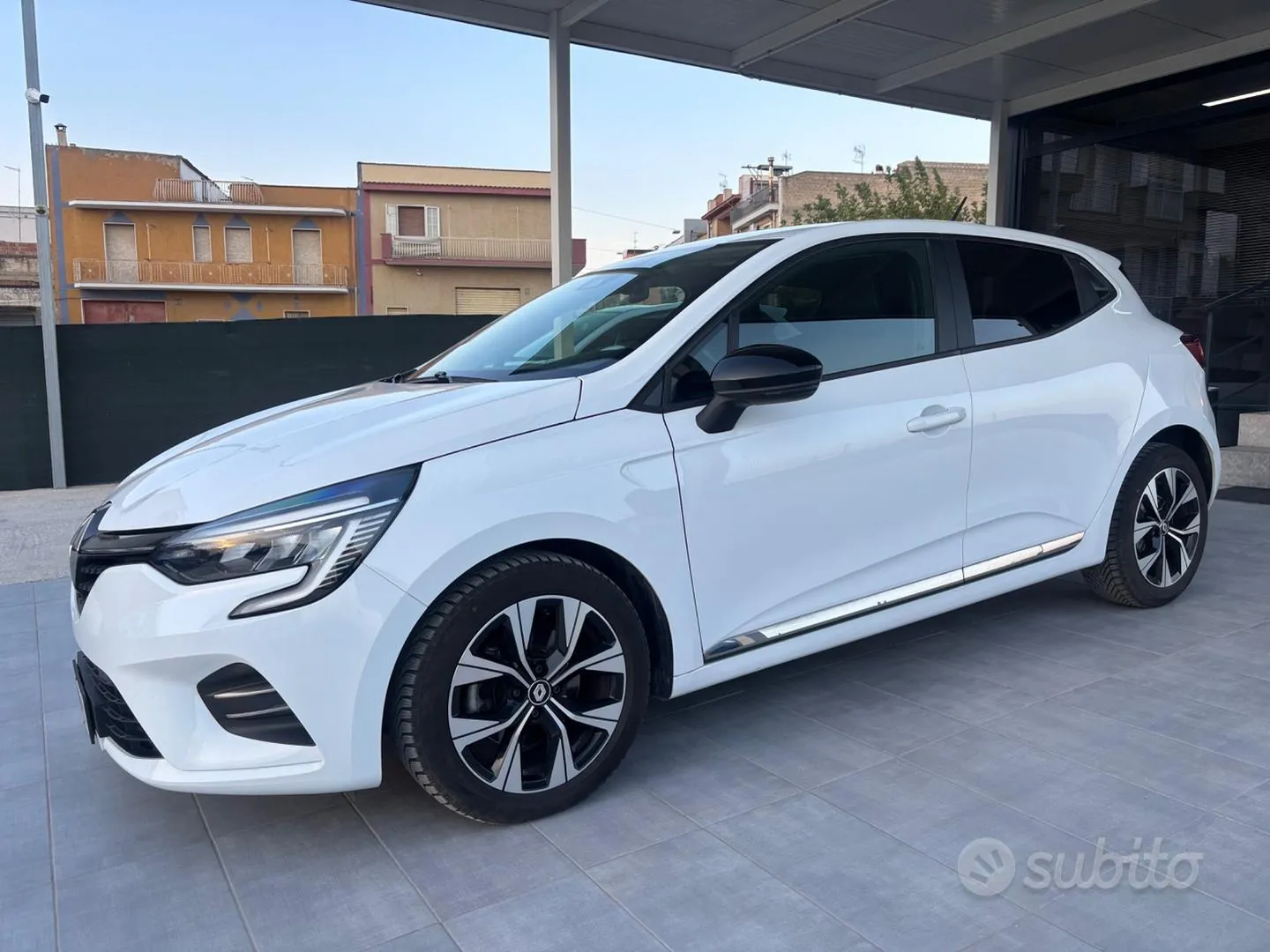 Renault Clio 2023 photo 4