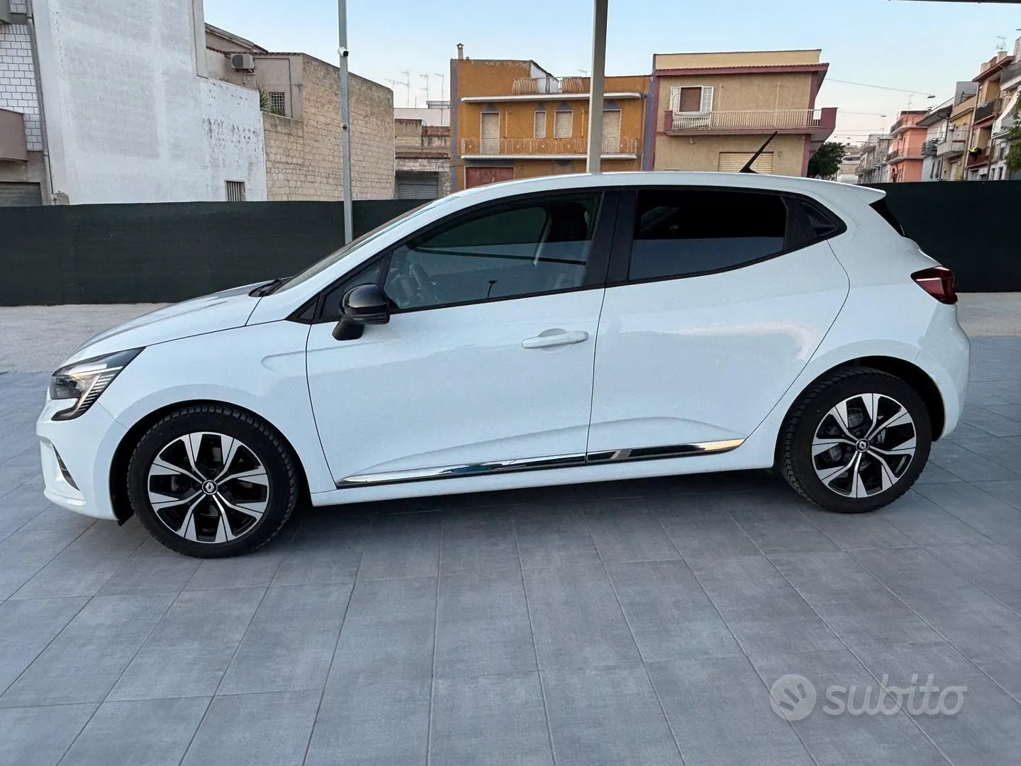 Renault Clio 2023 photo 5