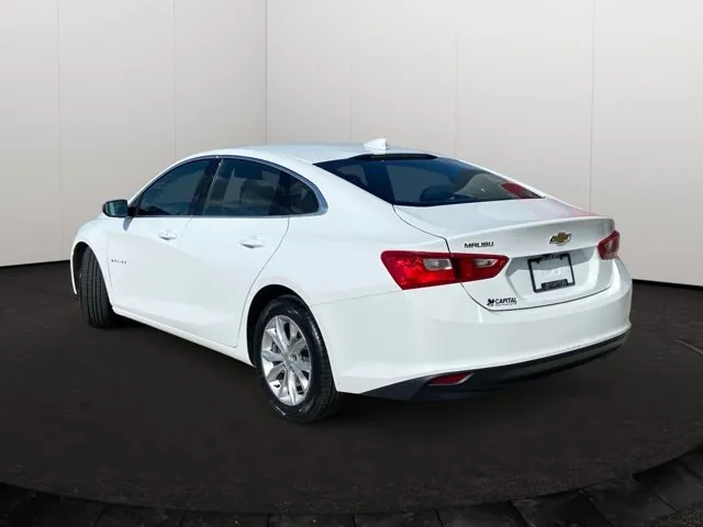 Chevrolet Malibu 2023 photo 4