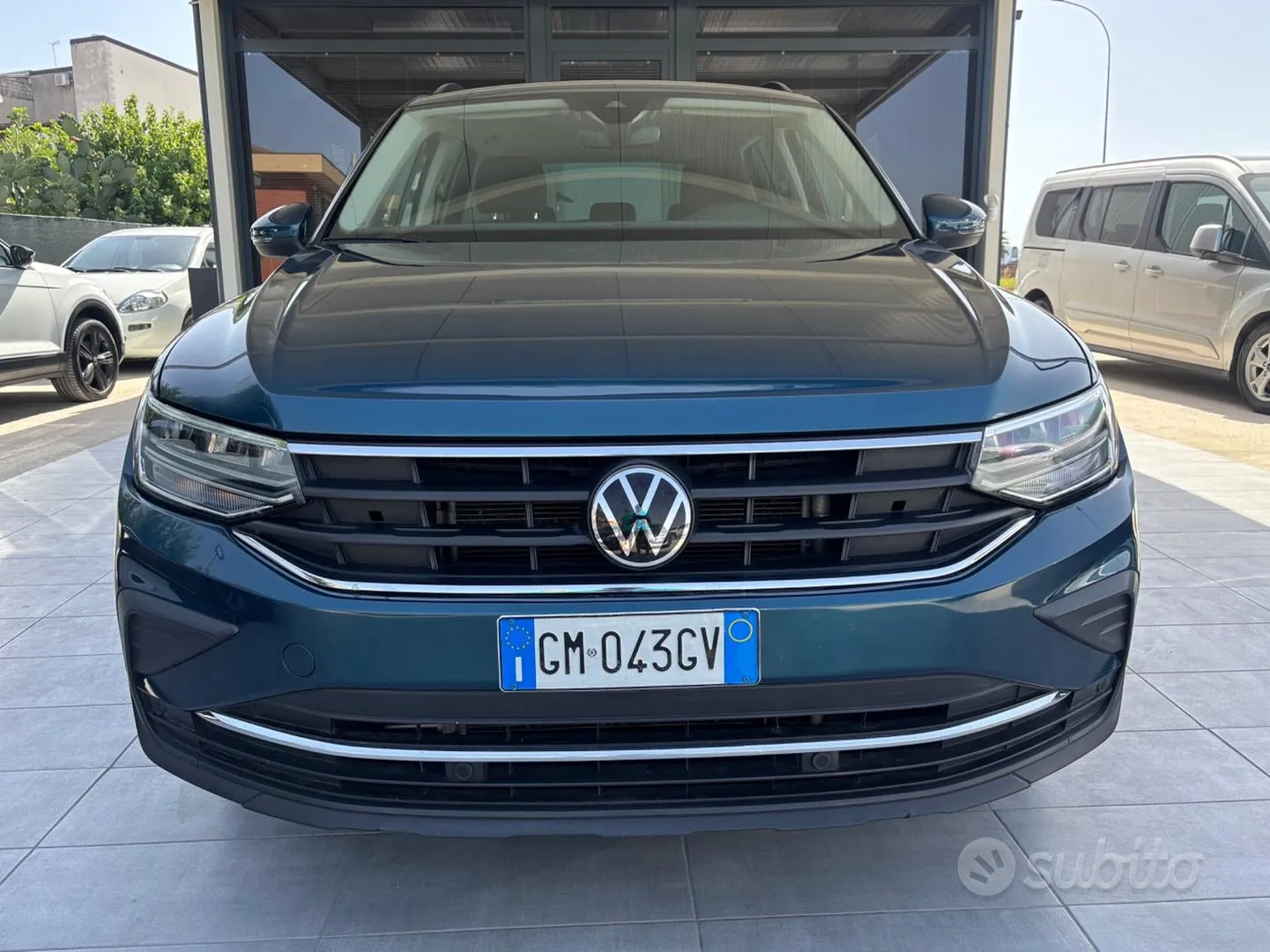Volkswagen Tiguan 2022 photo 2