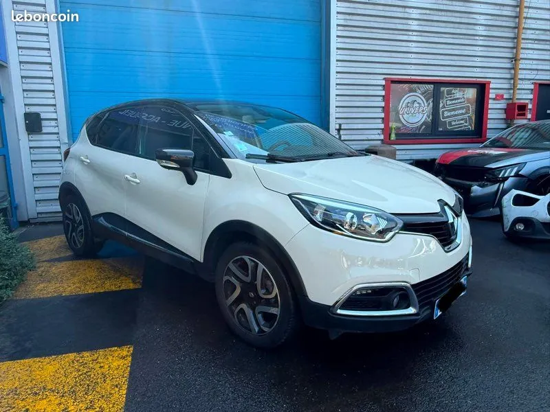 Renault Captur 2015 photo 2