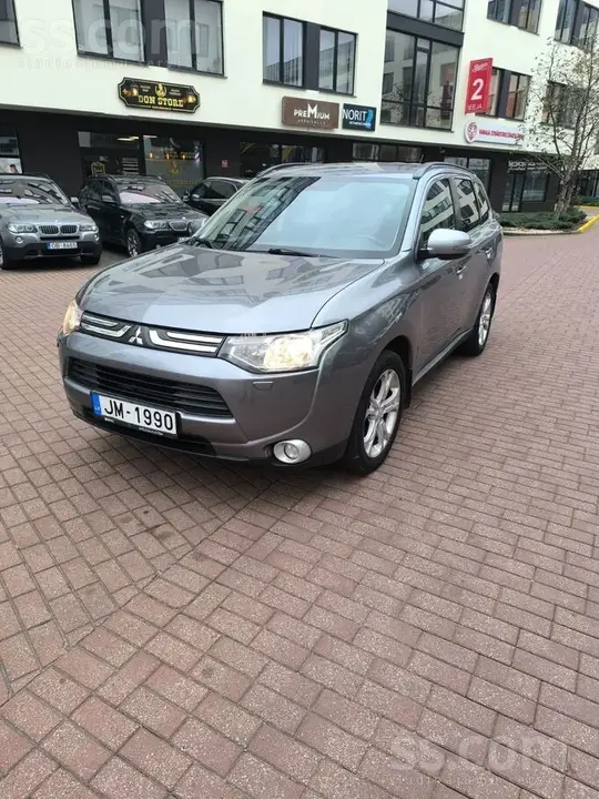 Mitsubishi Outlander