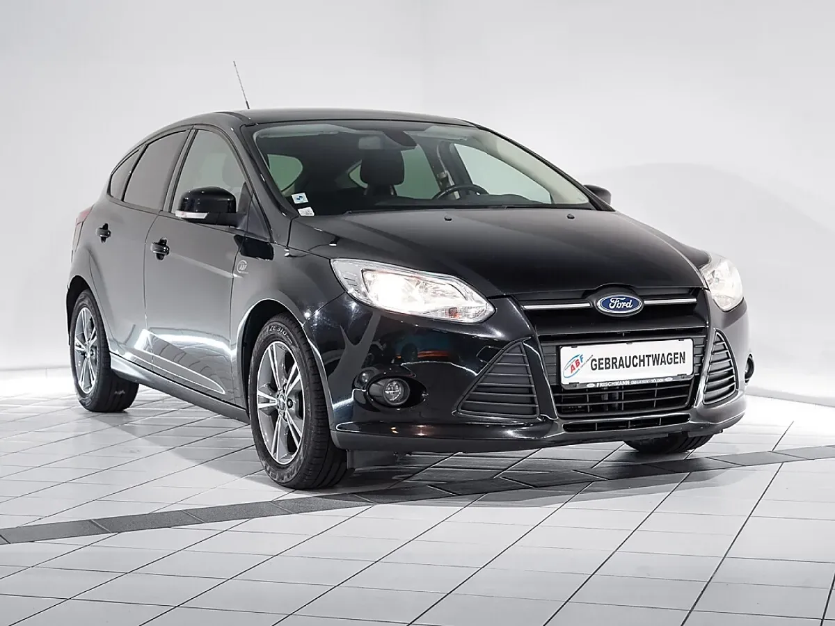 Ford Focus 2014 photo 2