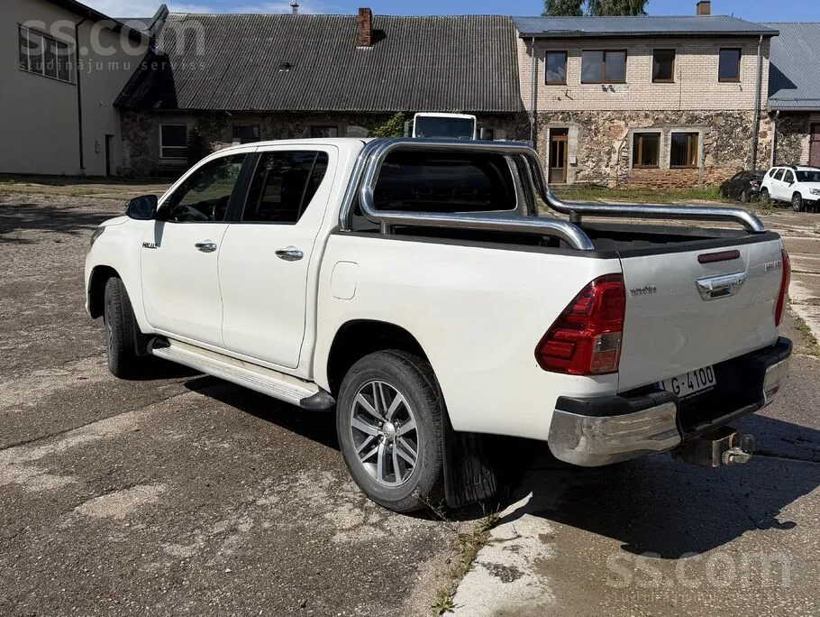 Toyota Hilux 2018 photo 3
