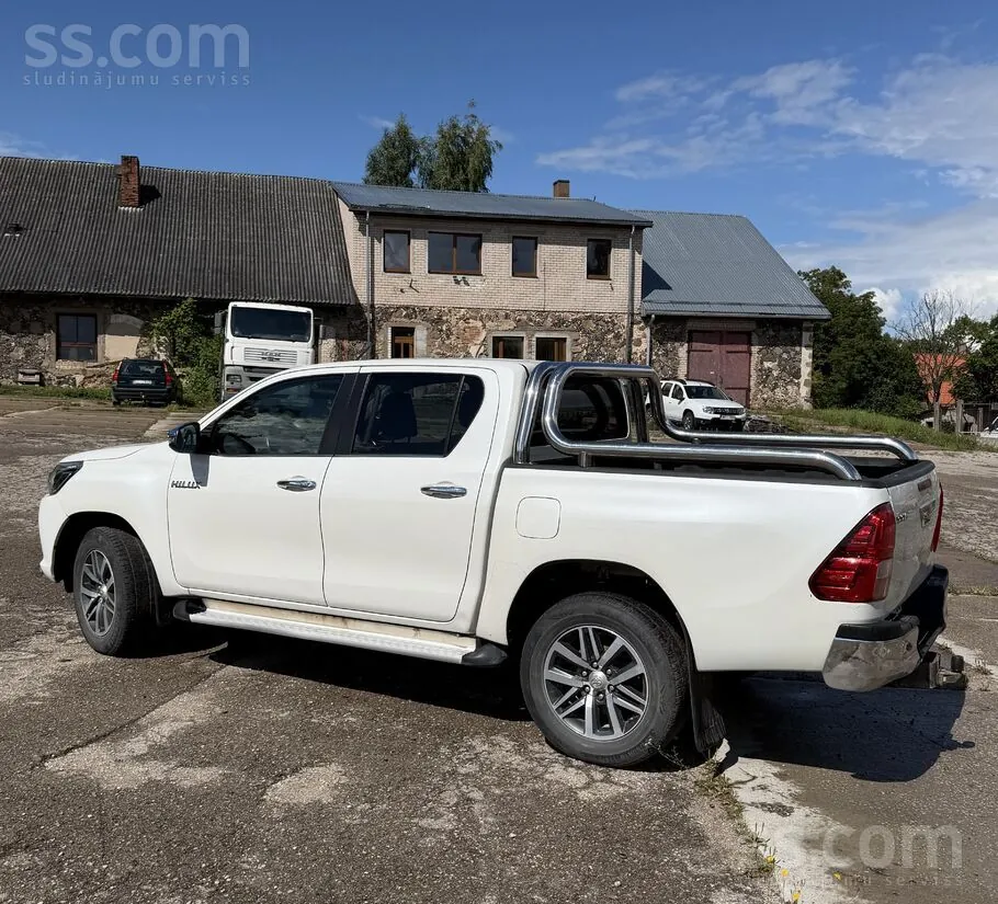 Toyota Hilux 2018 photo 4